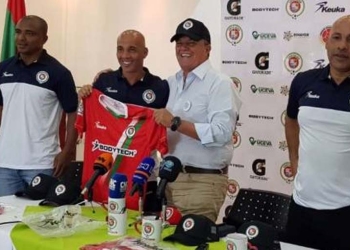 “Máyer no tiene nómina que lo pueda respaldar”