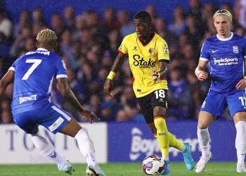Primera vez de Yáser Asprilla en el 11 de Watford: ¡Qué pared!