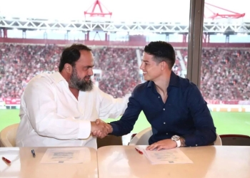 Así vieron los medios griegos la llegada de James a Olympiacos