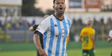 Edwin Cardona: ¿Cuándo dejaría de ser jugador de Racing?