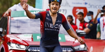 Richard Carapaz se llevó la etapa 12 de La Vuelta