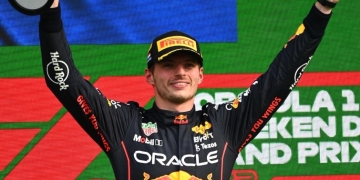Max Verstappen ganó en su casa y es más líder que nunca