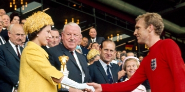 La Reina Isabel II, la monarca que vivió todos los Mundiales de fútbol