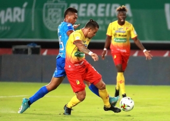El defensor central de la Liga BetPlay que llegaría al fútbol ruso