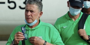 Sarmiento: “El más talentoso del DIM” y mensaje para González