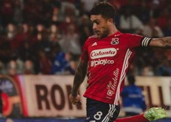 Adrián Arregui: partido 100 en una noche especial