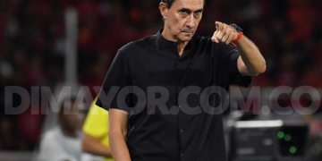 Alexandre Guimarães: «Hay que soñar en grande, pero…»