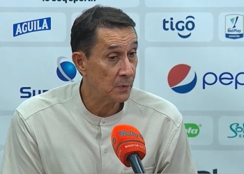 Guimarães: «Hicimos un partido completo» y los múltiples cambios en la nómina