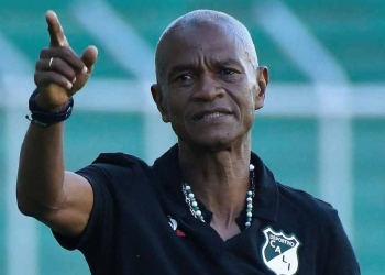 Checho Angulo: “Soy hincha y también lo siento. Duele en el alma ver las derrotas”