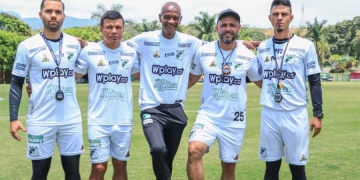 El cuerpo técnico del Checho Angulo y el recuerdo del exitoso 2005