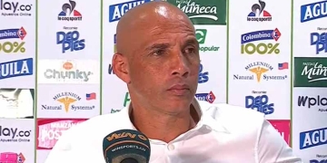 Máyer: “No me han condicionado” y “gústeles o no, todavía soy el técnico”
