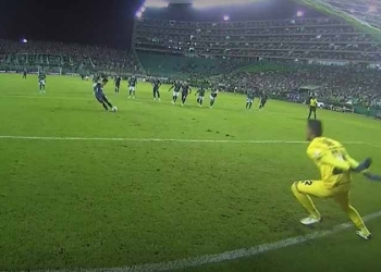 Miguel Sánchez: segundo partido, ¡primer penalti atajado!