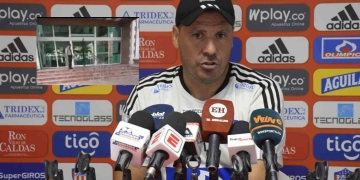 Video: Hincha de Junior fue a pedir las maletas de Juan Cruz Real