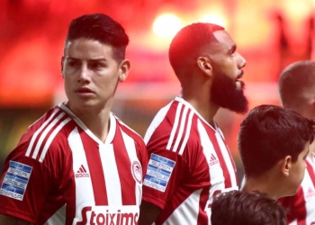 Derrota de Olympiacos en el debut de James: ¿Cómo quedó en la tabla?