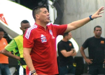 Juan Cruz Real: “No abandono proyectos” y “los errores propios”