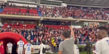 Video: ¡Aplausos de hinchas de Junior a Millonarios en el Metropolitano!