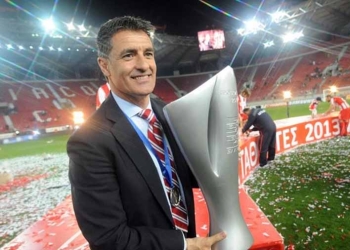 ¿Qué ha ganado Míchel, el nuevo DT de James en Olympiacos?