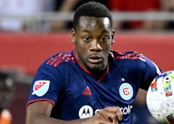 Jhon Durán podría jugar la Champions League en el 2023