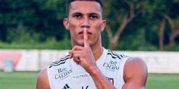 Nelson Deossa: Más microciclos que partidos con Comesaña