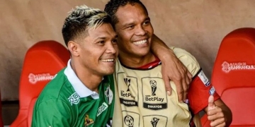 Bacca: "Me piden muchas camisetas, tres o cuatro por partido"