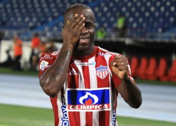 Carmelo Valencia: Rendimiento en Junior y fin del contrato