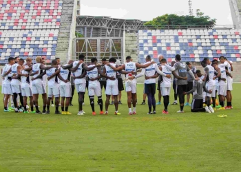 Junior suma un refuerzo para combatir las lesiones: Fuad Char lo presentó