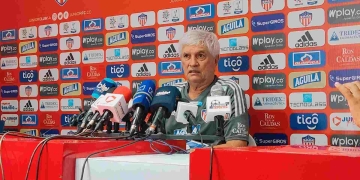 Comesaña: "Estamos con la mira en Millonarios" y "No quiero pensar mal"