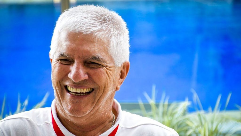 Julio Comesaña, el único DT que asumió tarde y clasificó a las finales