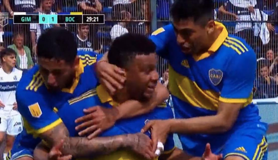 A lo Roberto Carlos: ¡Qué golazo de Frank Fabra con Boca Juniors!