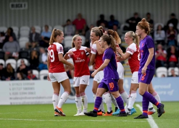 FIFA le sigue apostando al fútbol femenino: Dos nuevos torneos se jugarán