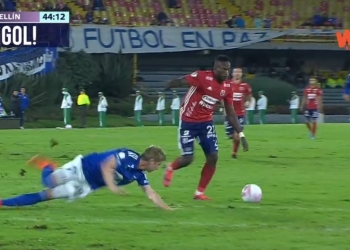 Diber Cambindo se bailó a Llinás y marcó un golazo en Bogotá