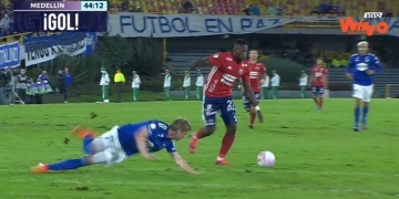 Diber Cambindo se bailó a Llinás y marcó un golazo en Bogotá