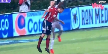 ¿Era penal? La jugada de Luciano Pons en los últimos minutos