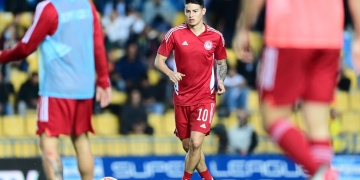 Panetolikos 0 – Olympiacos 2 por la Superliga de Grecia. Así le fue a James Rodríguez