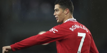¡Manchester United hace oficial la salida de Cristiano Ronaldo!