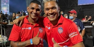 Luis Narváez, otro que extraña a Teo en Junior: "Si Bacca tuviese uno así atrás..."