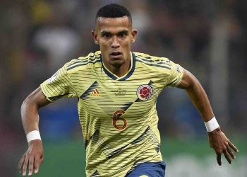 Se busca lateral: ¿Qué hay de Junior con William Tesillo?