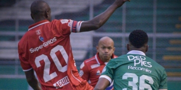 América de Cali: otra vez 9 contra 11, pero esta vez se perdió