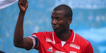 Adrián Ramos: «Ojalá que en este clásico pueda volver a marcar»