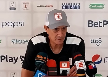 Alexandre Guimarães y las cuentas para «no depender de nadie»