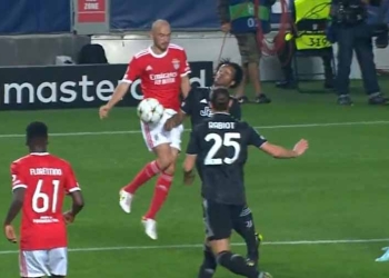 La reacción del DT de Juventus cuando le hablaron de “la ingenua mano de Cuadrado”