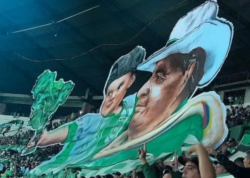 El tremendo tifo de la hinchada de Nacional en Manizales
