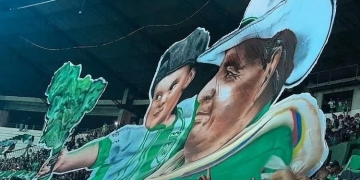 El tremendo tifo de la hinchada de Nacional en Manizales