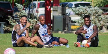 La razón por la que Junior cambiará la grama de su campo de entrenamiento