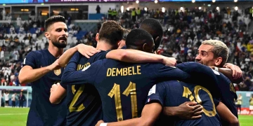 Las lesiones no fueron problema: Francia arrasó con Australia en su debut