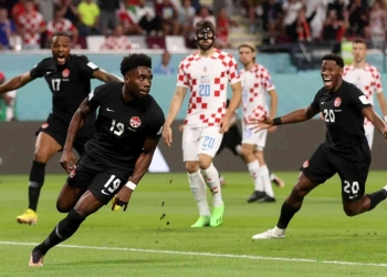 Alphonso Davies: El ghanés que hizo el primer gol de Canadá en un Mundial