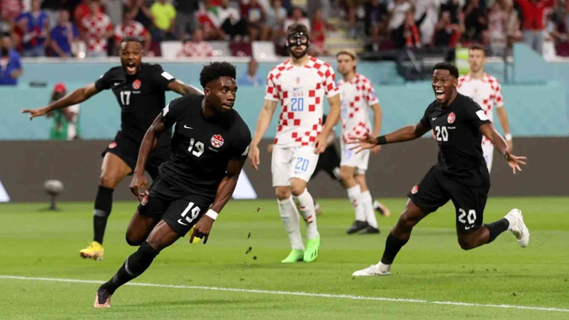 Alphonso Davies: El ghanés que hizo el primer gol de Canadá en un Mundial