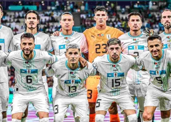 Uruguay se complicó el paso a octavos y definirá todo frente a un viejo conocido