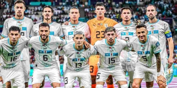 Uruguay se complicó el paso a octavos y definirá todo frente a un viejo conocido