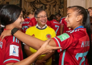 La fuerte crítica de Gustavo Petro a la Federación Colombiana de Fútbol